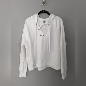 Aerie sweatshirt. Women's white hooded sweatshirt size large. Slightly cropped